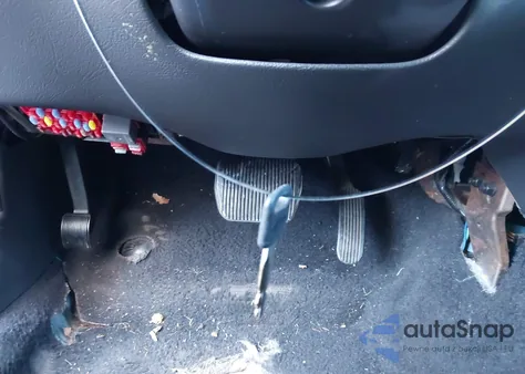 2010 Ford Crown Victoria Police Interceptor z USA, uszkodzony, nr VIN 2FABP7BV3AX121961